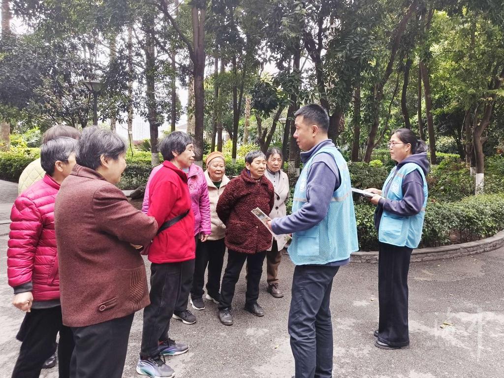 王家坡社区开展垃圾分类宣传活动 共建清洁美丽家园.jpg